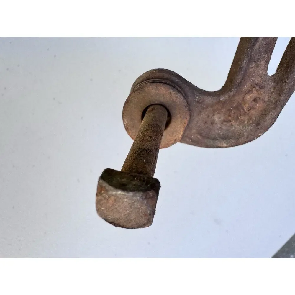 Vintage Cast Iron Ladder Safety Rung Lock for Wooden Extension Ladder